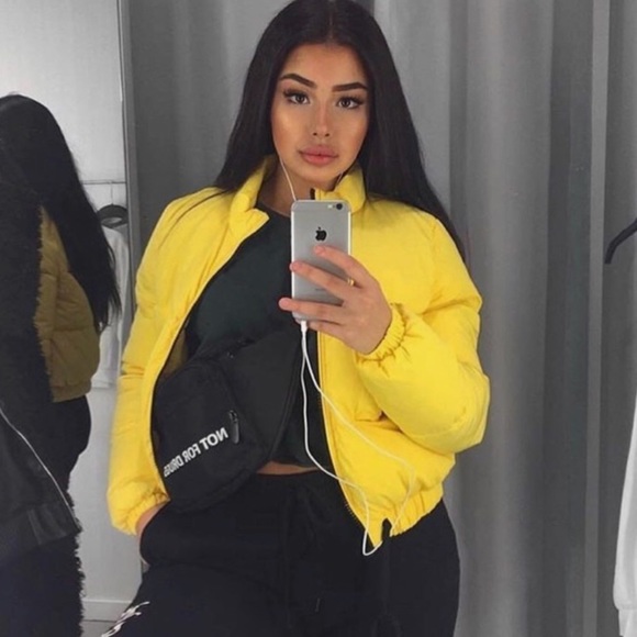 yellow puffer jacket cropped